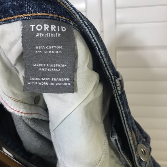 Torrid Straight Classic Denim High-Rise Distressed Cropped Studded Jeans 22R - Picture 12 of 13